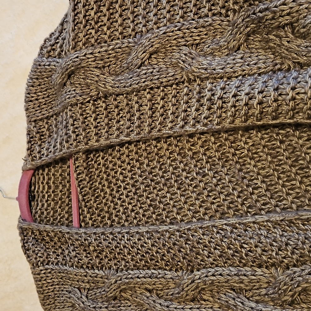 Cardigan SOLD SOLD - Picture 7 of 8